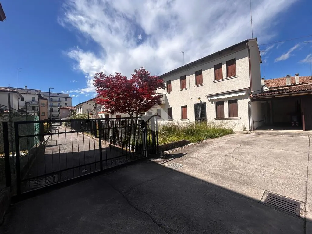 Extérieur - Single Villa with Private Garden in Treviso