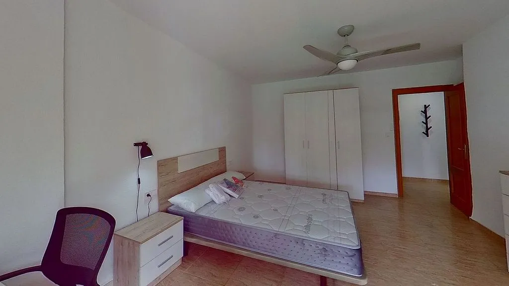 Chambres - Furnished Flat with Terrace in Vistabella