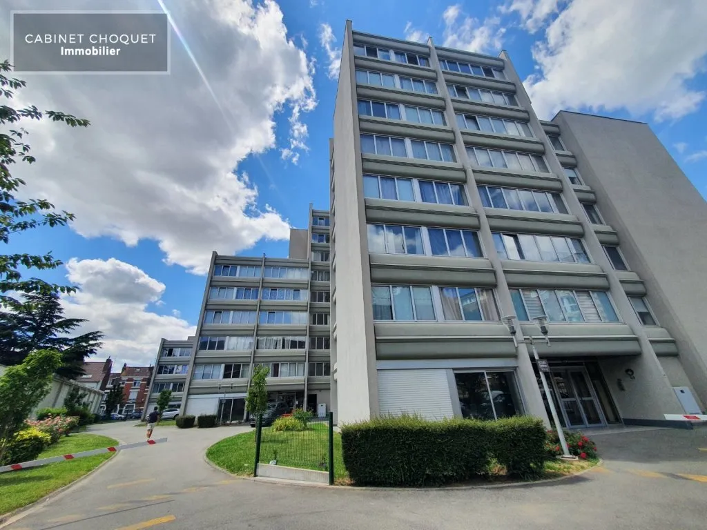 Extérieur - Appartement Meublé F5 à Lille, entre Vauban et CHR