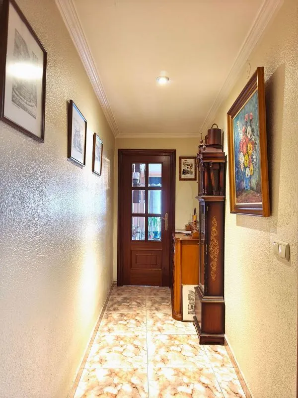 hallway_entrance
