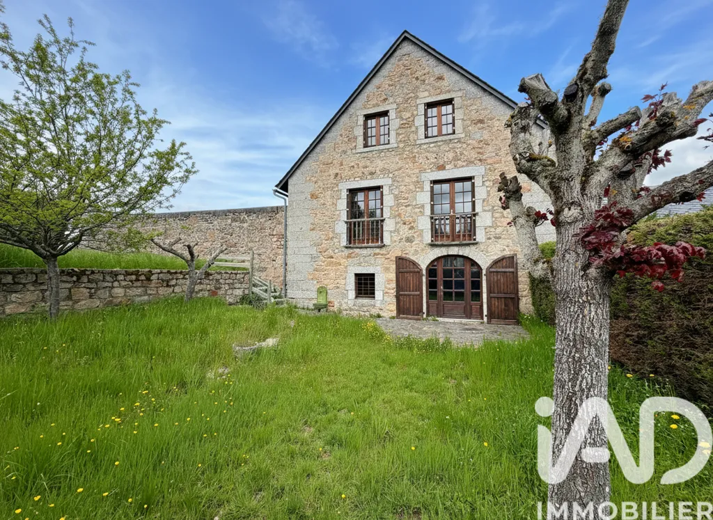 Välivaade - Charming Stone House with Garden in Saint-Chély-d'Apcher