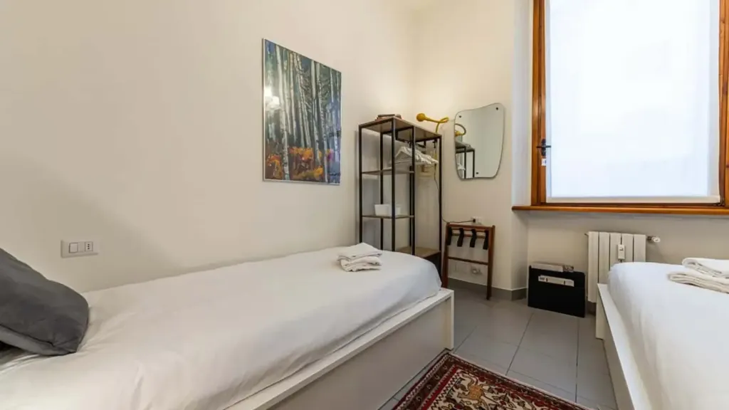 Magamistoad - Studio Apartment with Balcony in Milan