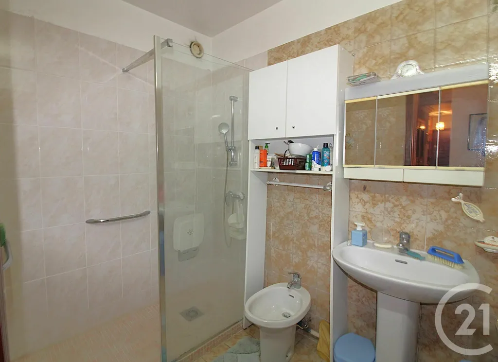 Salles de bain - Appartement 4 Pièces avec Balcon à Menton