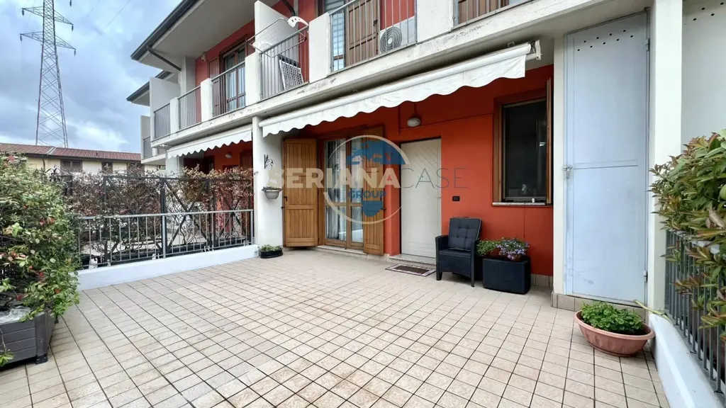 Terrasse - Terraced Villa with Private Garden in Pradalunga