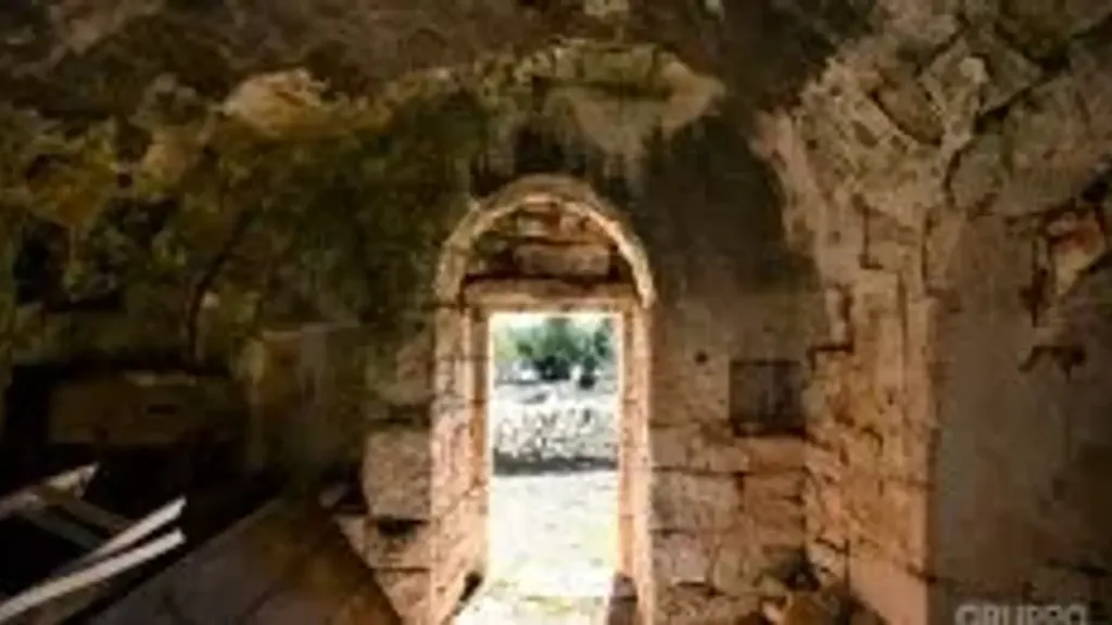 Pièces - Traditional House with Garden in Cisternino