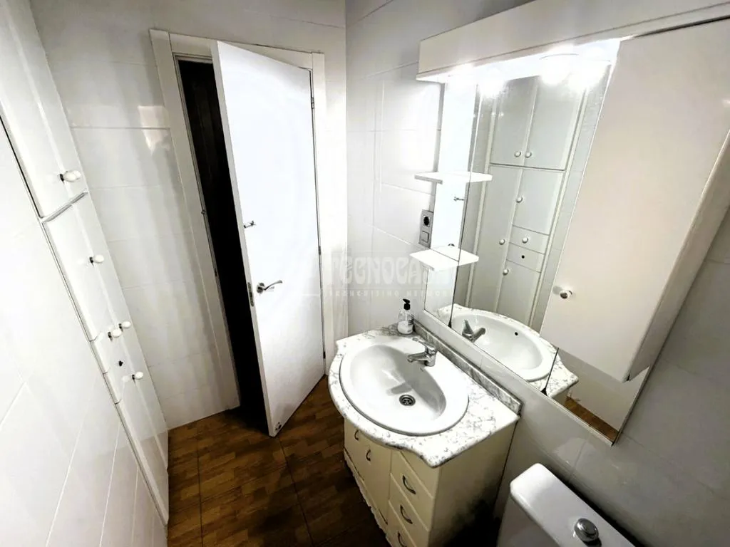 Salles de bain - Apartment with Balcony in Aiora
