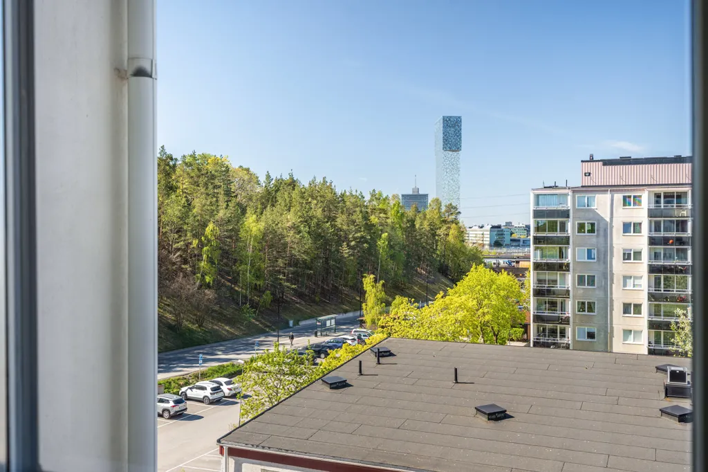 Balcone - Apartment with Balcony in Helenelund