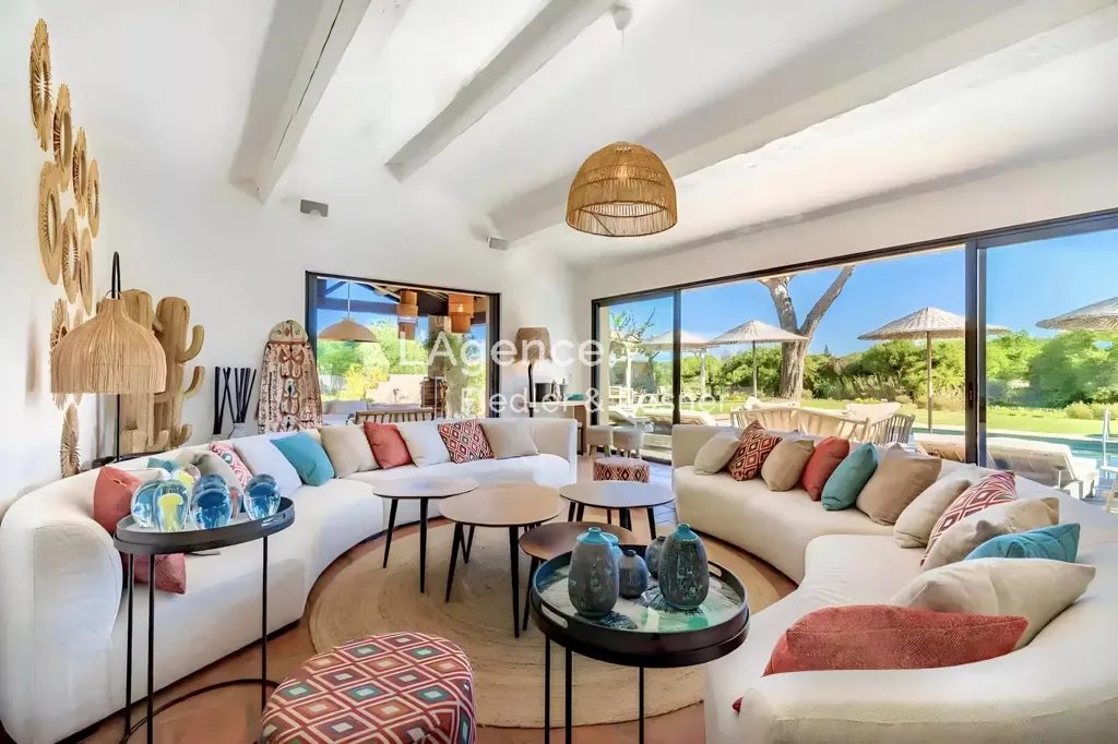 Elutuba - Single-Storey Villa with Pool in Ramatuelle
