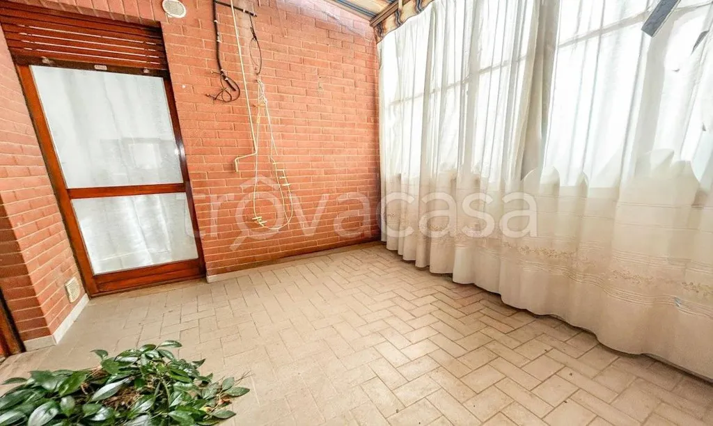 Terrasse - Rearranged Apartment with Balcony in Santena