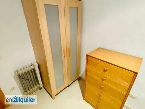 Bedrooms - Spacious Flat with Balcony in Rambla de Ferran, Lleida