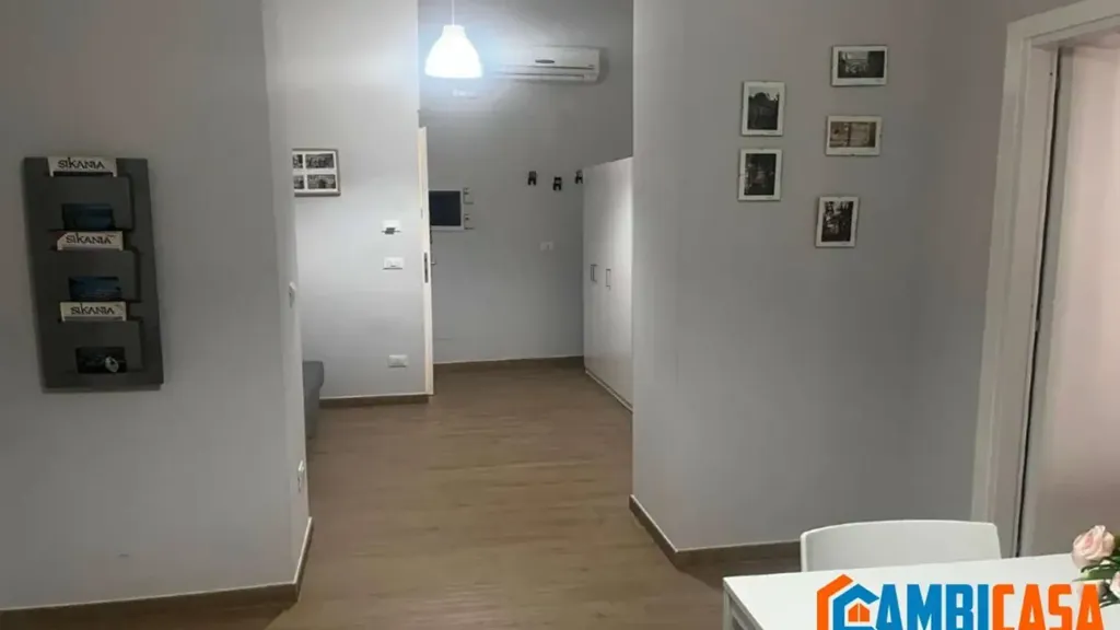 hallway_entrance