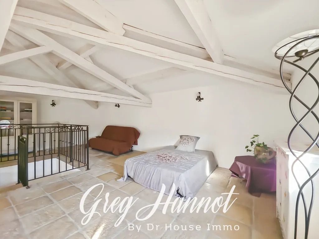 Pièces - Maison de Charme avec Piscine à Besse-sur-Issole