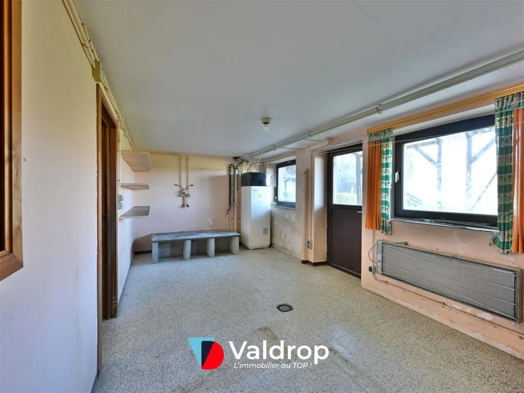 Garaaž - House with Potential in Arlon