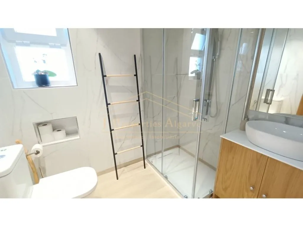 Salles de bain - Luxury Apartment with Terrace in Vale do Lobo