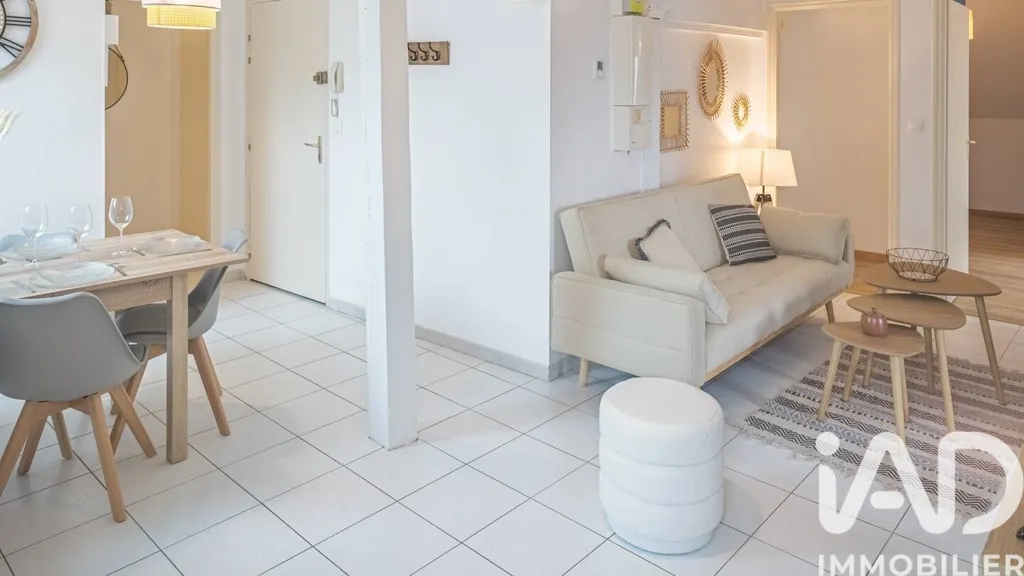 Salle à manger - Appartement Rénové 4 Pièces à Les Riceys