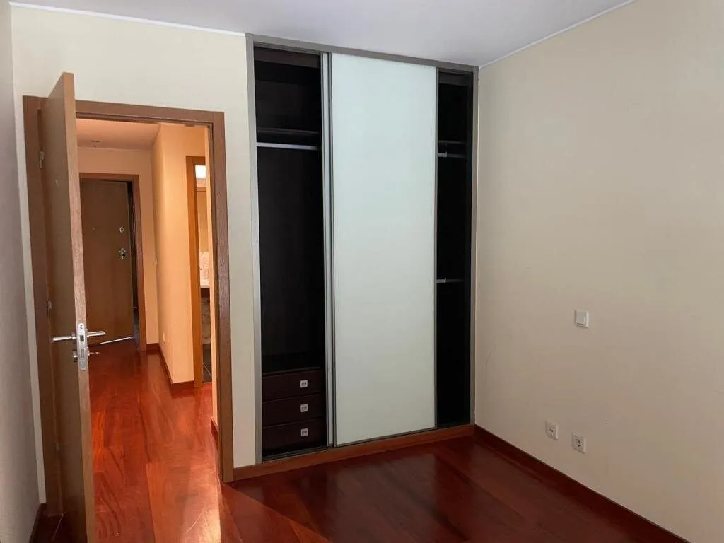 Stanze - Luxury Flat with East/West Views in Porto