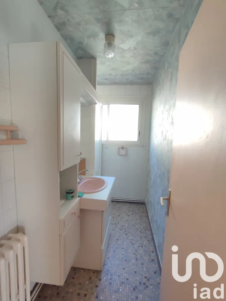 Salles de bain - Appartement T3 avec Balcon à Ussel