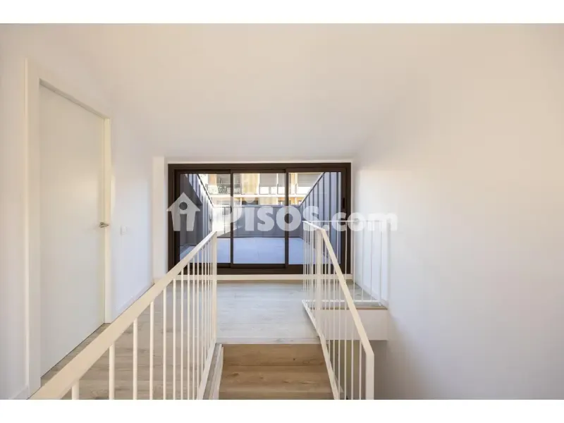 Toad - New Duplex with Pool in Tiana
