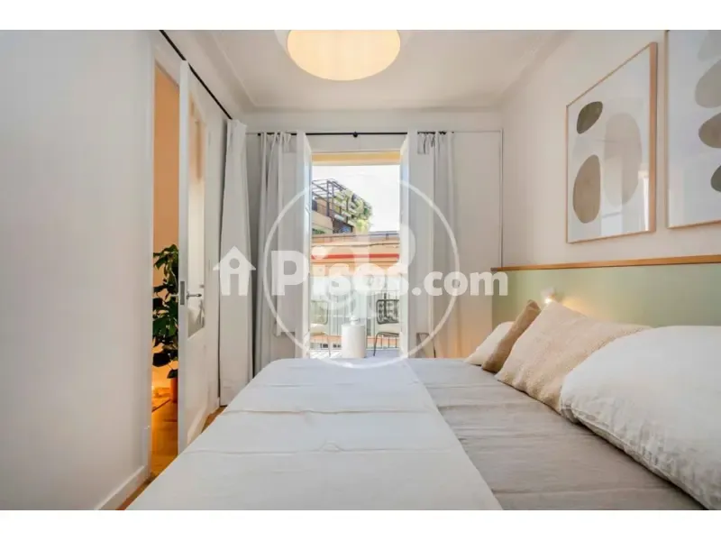 Chambres - Apartment with Balcony in Barcelona Centre
