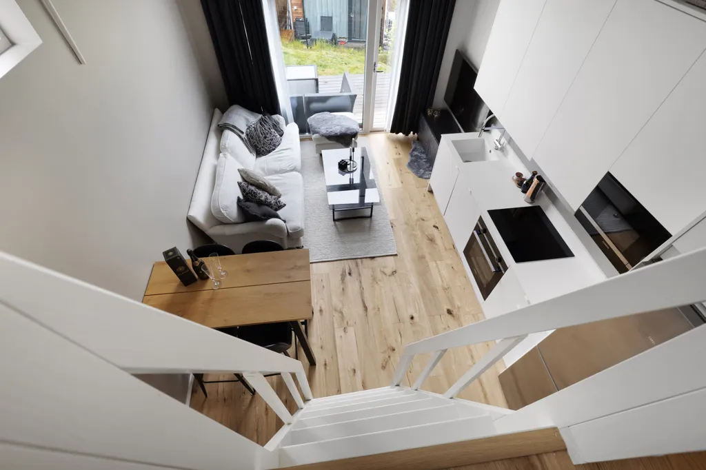 Séjour - Attic Flat with Balcony in Törnskogen