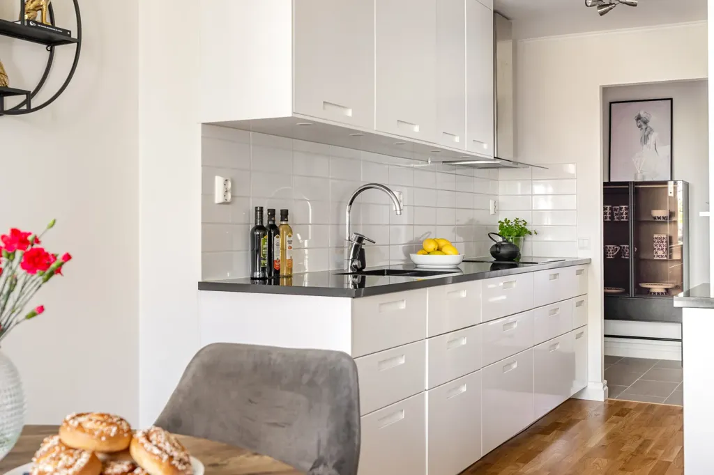 Kitchen - Apartment with Rental Unit in Täby