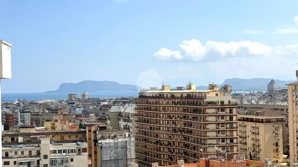 Rõdu - Apartment with Panoramic View in Palermo