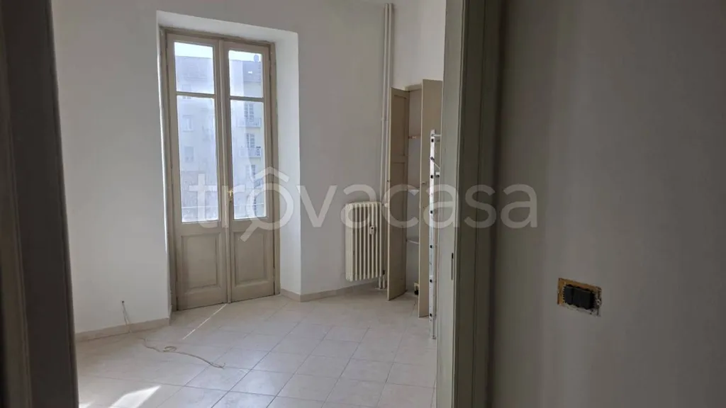 hallway_entrance