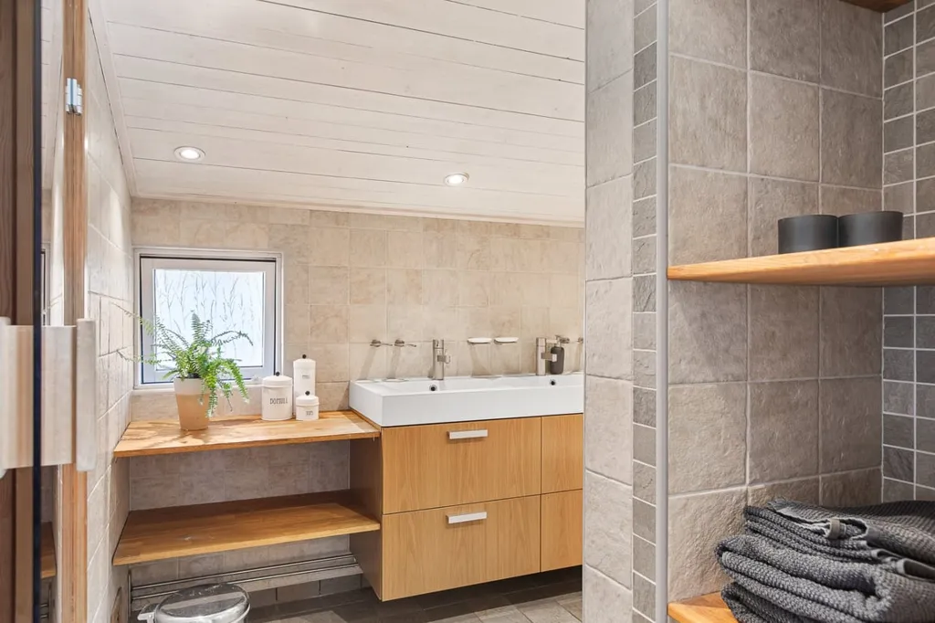 Salles de bain - Architectural Villa with Sea View in Kalmar