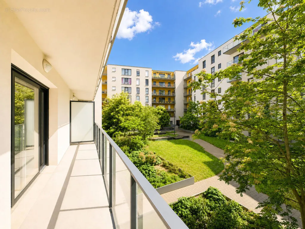 Balcon - Appartement Moderne avec Balcon dans Résidence Récente