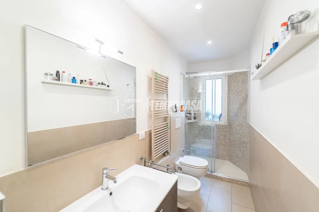 Vannitoad - Ristruttured Flat with Balcony in Nomentano, Rome