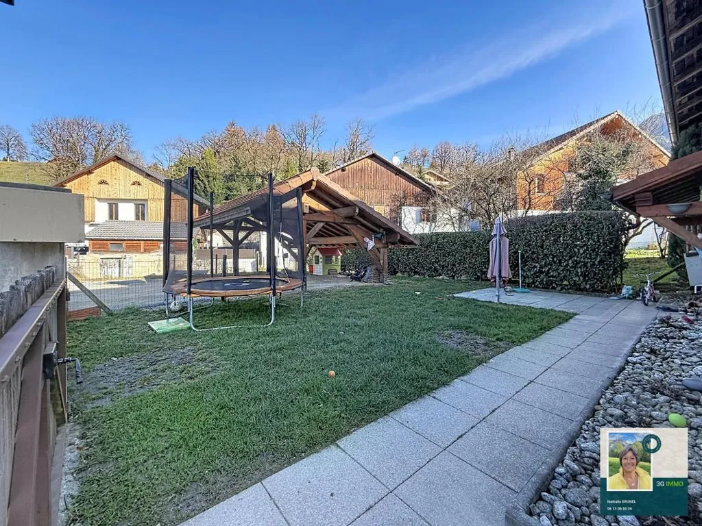 Jardin - Ancienne Ferme Rénovée avec Jardin à Mieussy