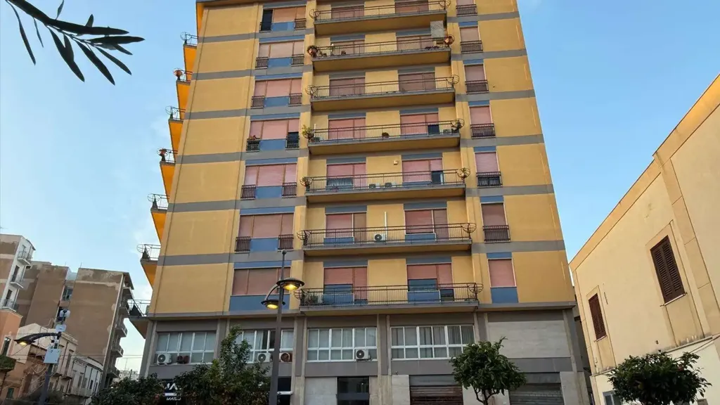 Appartement 10 pièces à IT