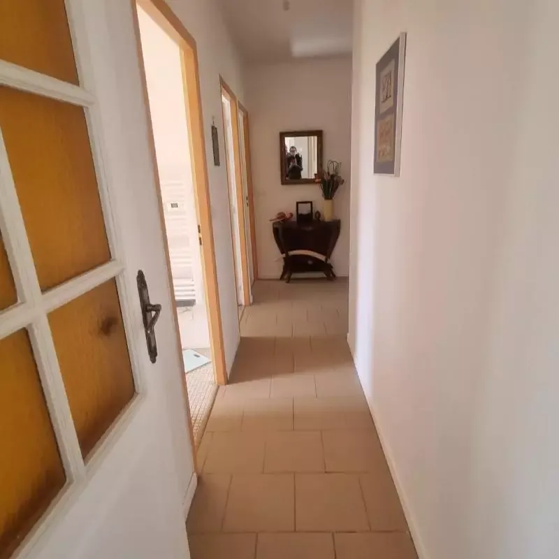 Entrée - Maison Récemment Construite avec Spa à Perchède