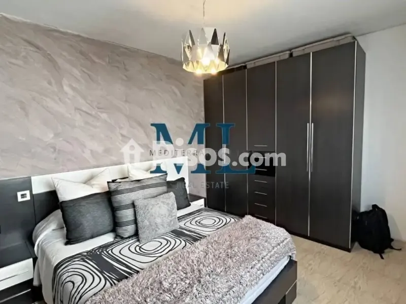 Magamistoad - Corner Semi-detached House with Terrace in Sant Pere de Ribes