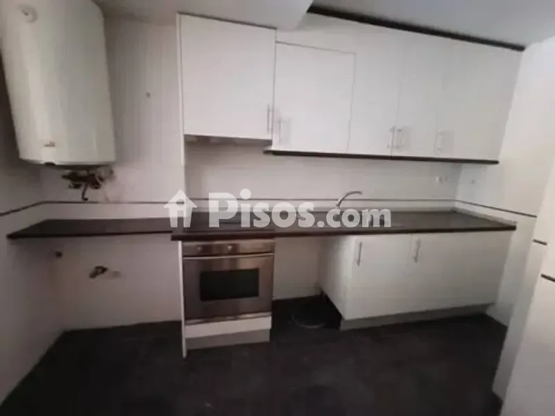 Köök - One-Bedroom Flat with Garage in Horche
