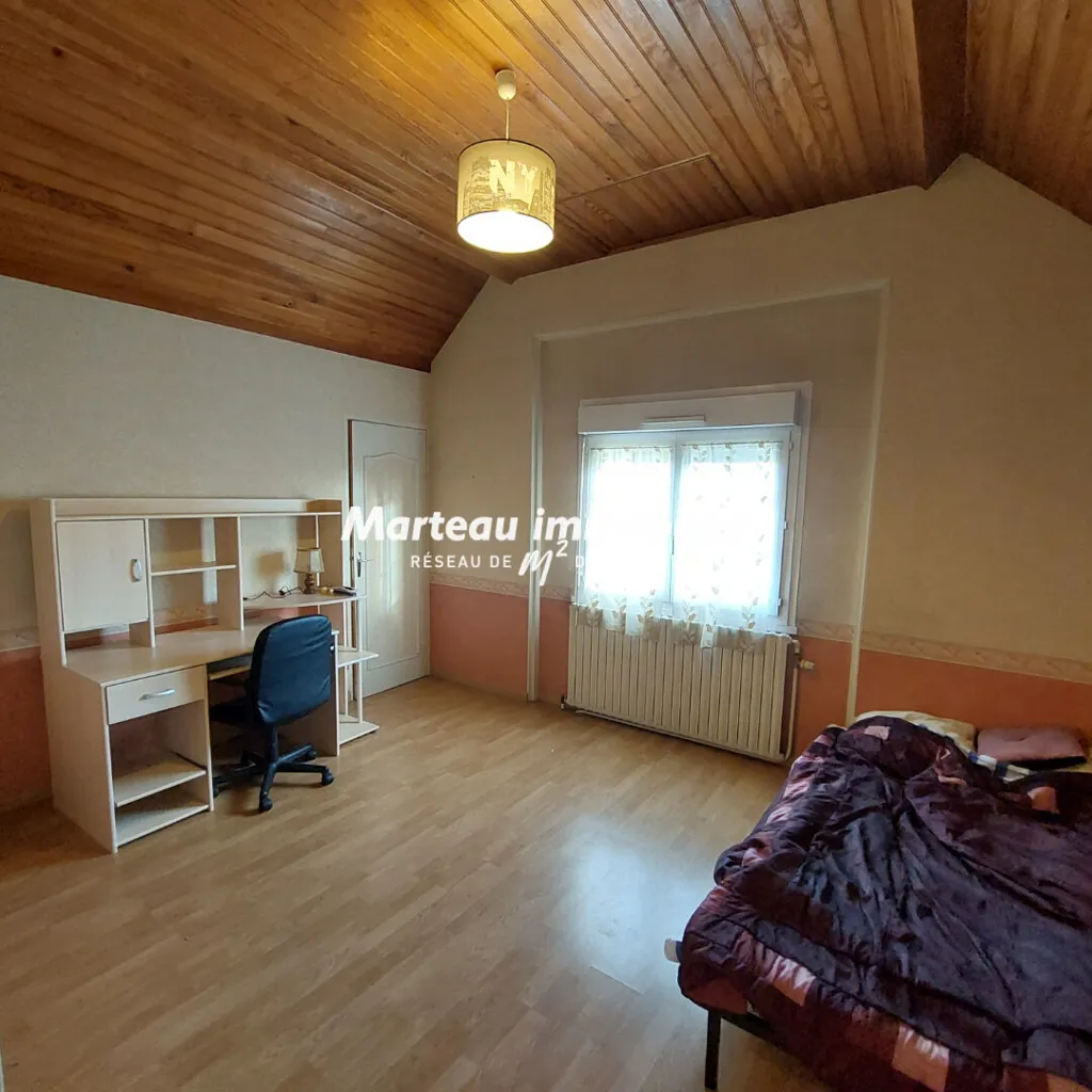 Camere da letto - Spacious 7-Room House with Garden in Arnage