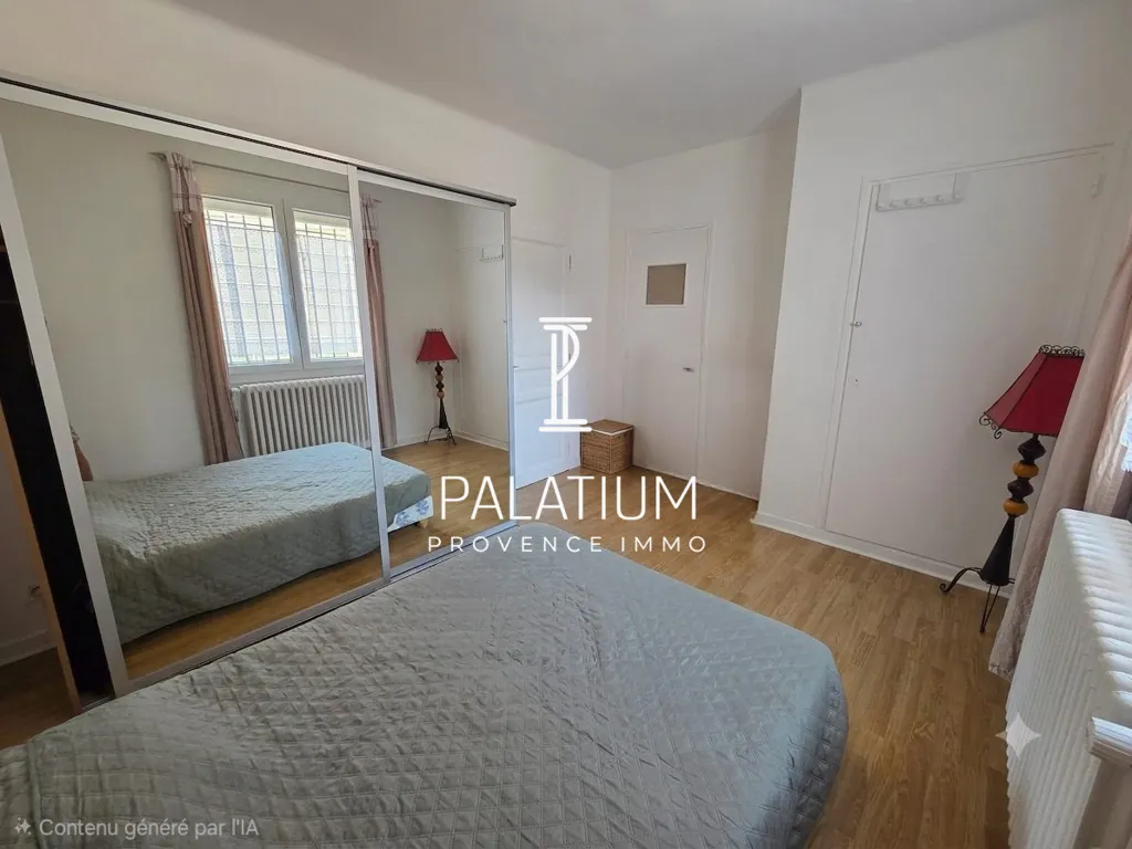 Magamistoad - Mixed-Use Property with Garage in Digne-les-Bains
