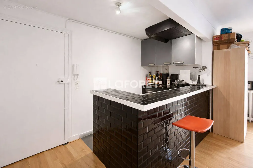 Köök - Studio with Office in Paris 15 Boucicaut