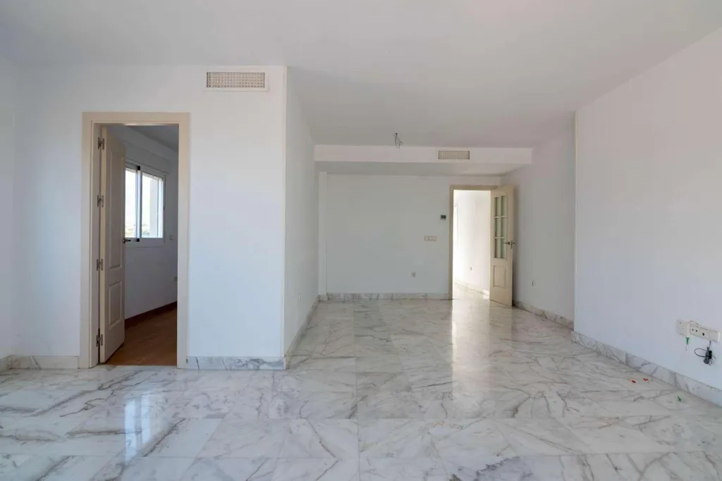 Pièces - Penthouse with Terrace in Salobreña Centro