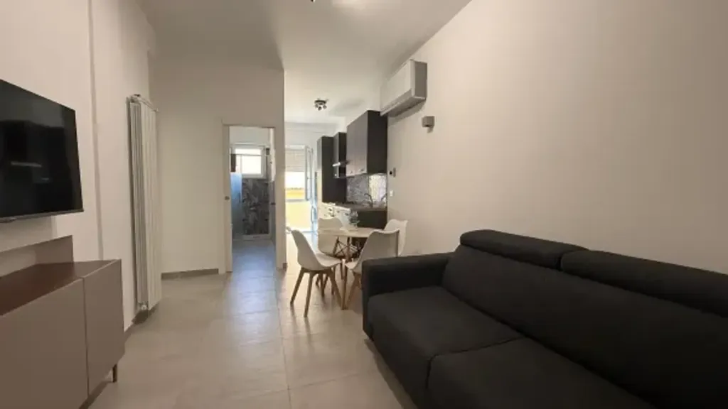 Elutuba - Rented Flat with Balcony in Nettuno Centre