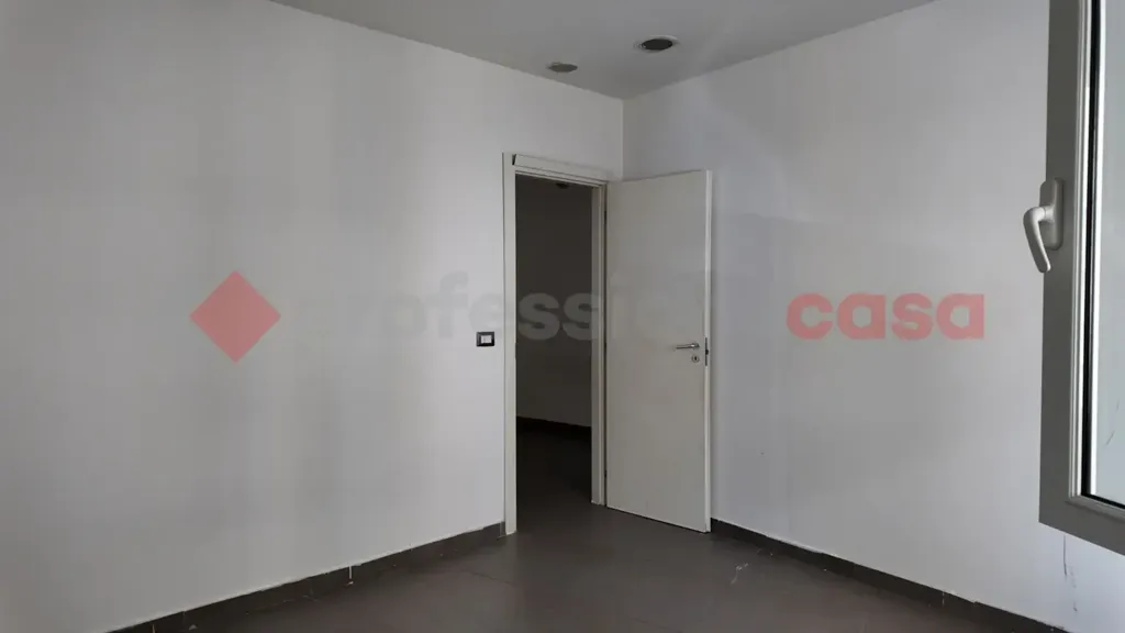 Pièces - Spacious Apartment with Portier in Portici