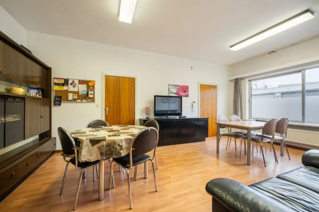 Dining Room - Ground Floor Apartment with Commercial Space in Roeselare