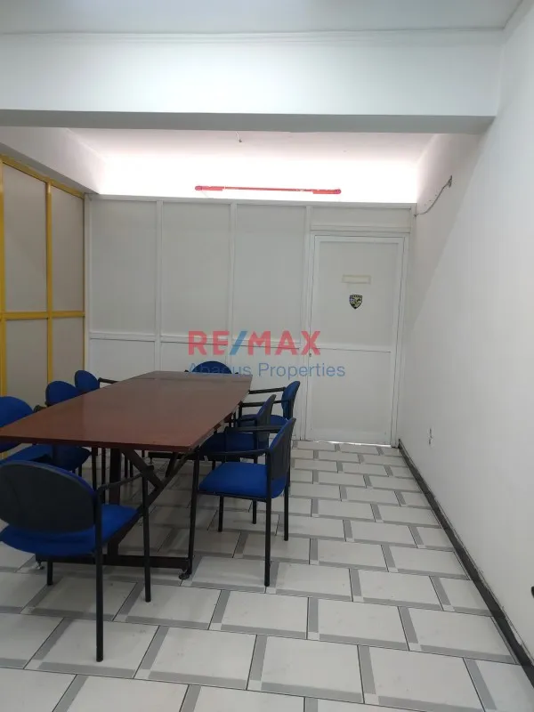 Söögituba - Office Space with Sea View in Piraeus Centre