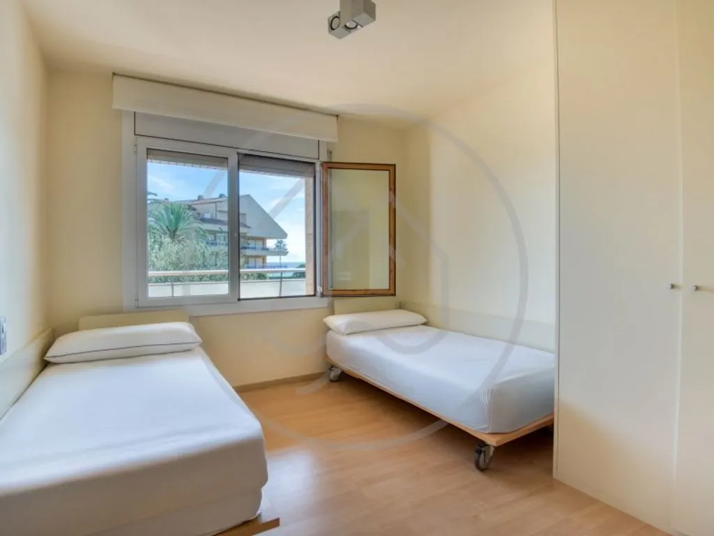 Magamistoad - Luxury Duplex with Seafront View in Calonge