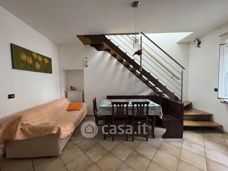 Séjour - Terraced House with Balcony in Villanova d'Asti
