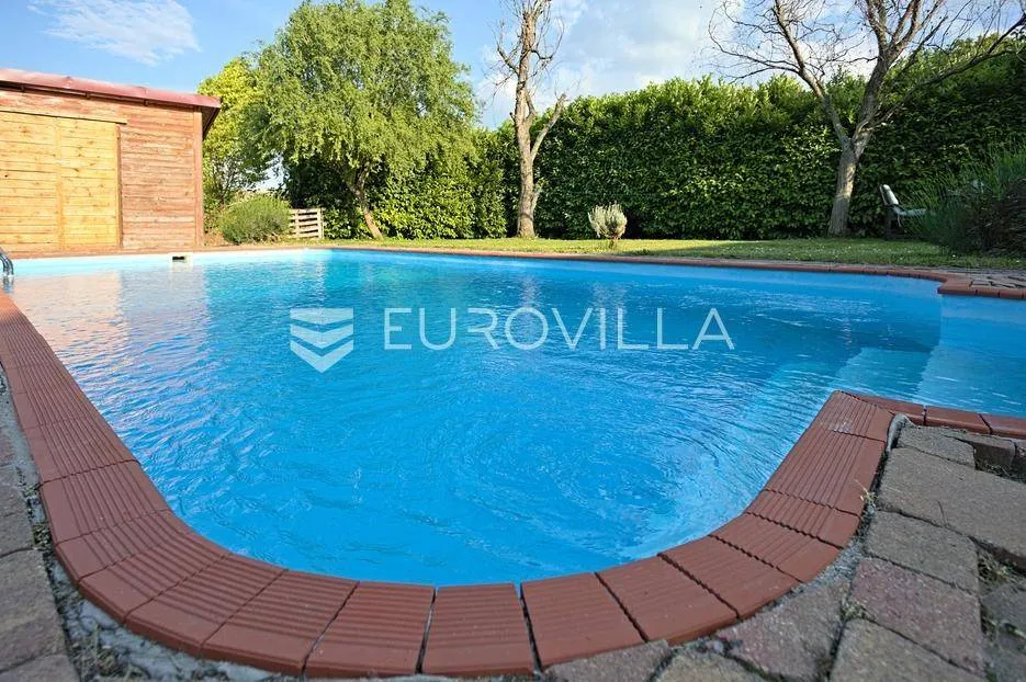 Bassein - Traditional House with Pool in Bilje