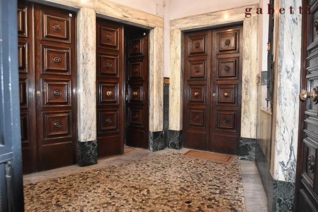 hallway_entrance