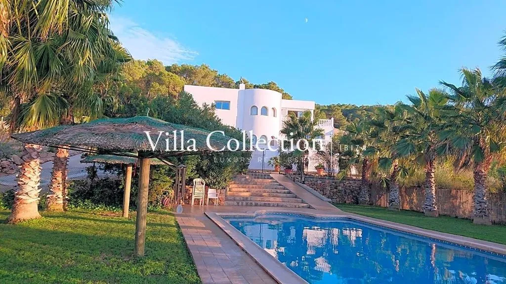 Bassein - Luxury Villa with Private Pools in Ibiza Hills
