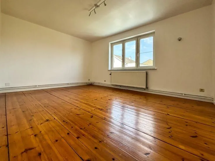 Pièces - Appartement Rénové 3 Chambres au Centre de Perwez