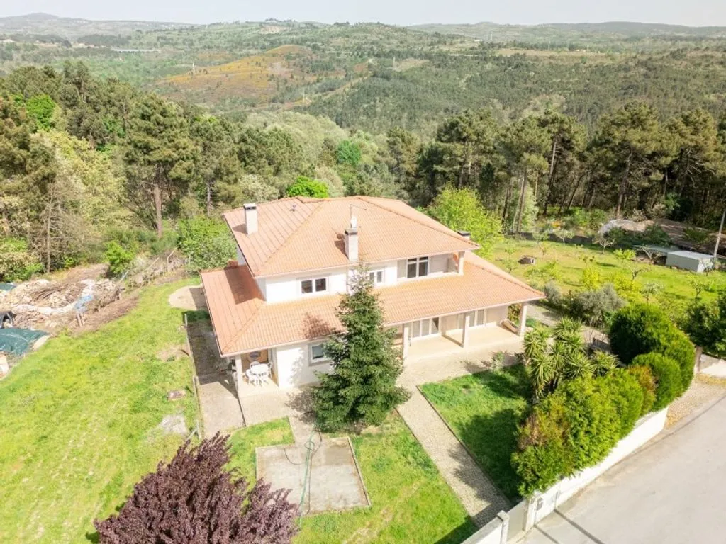 Õhuvaade - Luxury Villa with Garden in Adoufe, Vila Real